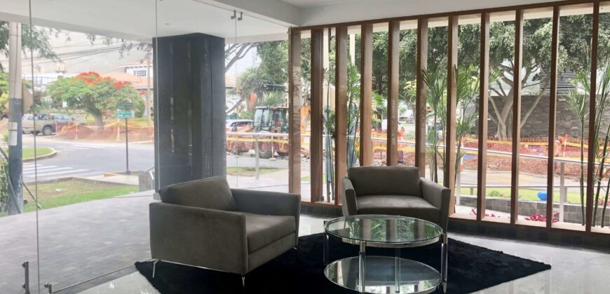 ESPECTACULAR DEPARTAMENTO DE ESTRENO EN PRIMER PISO CON TERRAZA Y JARDÍN