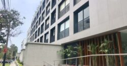 ESPECTACULAR DEPARTAMENTO DE ESTRENO EN PRIMER PISO CON TERRAZA Y JARDÍN
