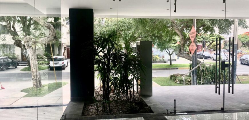 ESPECTACULAR DEPARTAMENTO DE ESTRENO EN PRIMER PISO CON TERRAZA Y JARDÍN