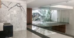 ESPECTACULAR DEPARTAMENTO DE ESTRENO EN PRIMER PISO CON TERRAZA Y JARDÍN
