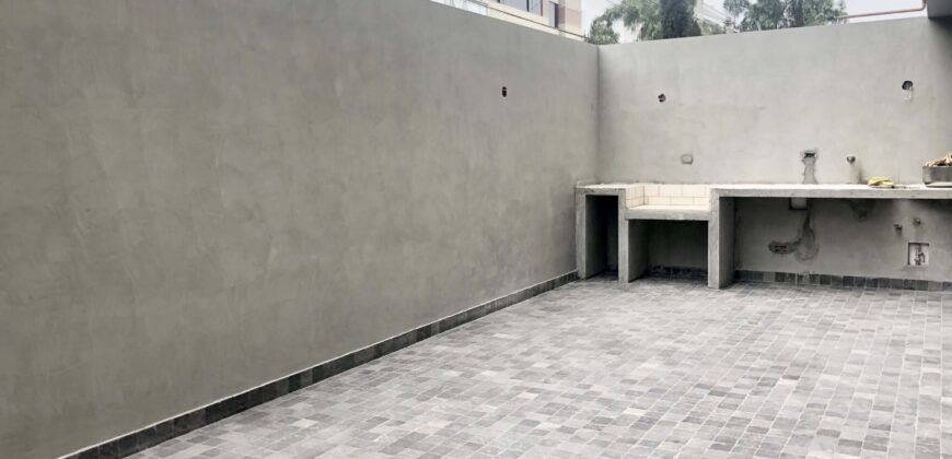 ESPECTACULAR DEPARTAMENTO DE ESTRENO EN PRIMER PISO CON TERRAZA Y JARDÍN
