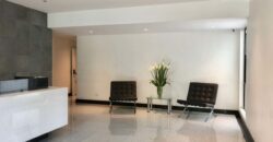 Se alquila moderno departamento frente a exclusivo parque en San Isidro