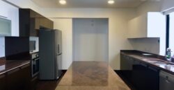 Se alquila moderno departamento frente a exclusivo parque en San Isidro