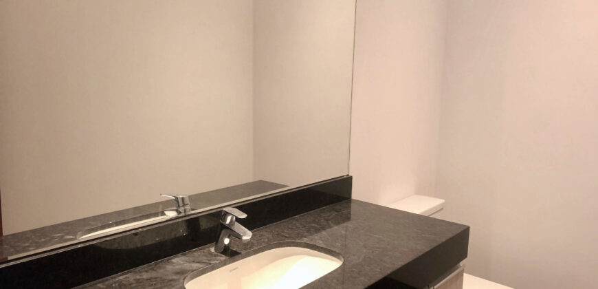 Se alquila moderno departamento frente a exclusivo parque en San Isidro
