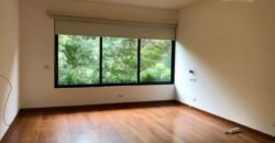 Se alquila moderno departamento frente a exclusivo parque en San Isidro
