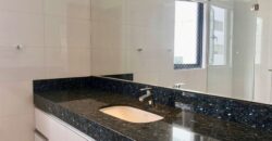 Se alquila moderno departamento frente a exclusivo parque en San Isidro