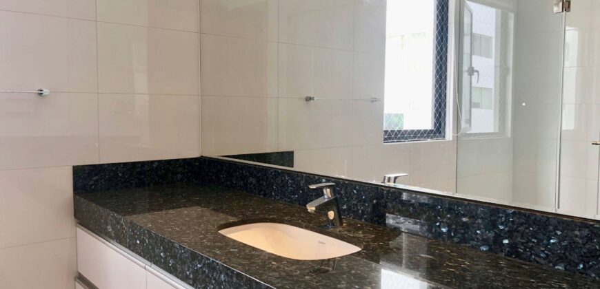 Se alquila moderno departamento frente a exclusivo parque en San Isidro