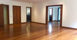 Se alquila moderno departamento frente a exclusivo parque en San Isidro