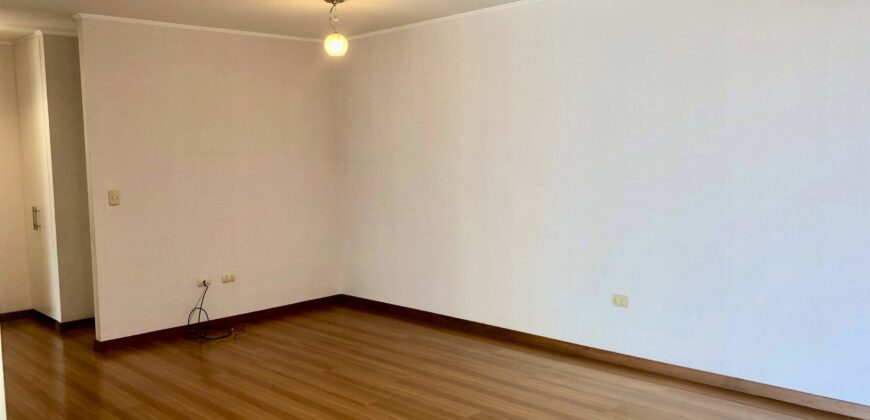 SE ALQUILA MODERNO DEPARTAMENTO EN CONDOMINIO CON LINDAS ÁREAS COMUNES
