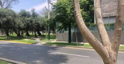 MODERNO DEPARTAMENTO TIPO CASA EN 1ER PISO CON AMPLIA TERRAZA Y AREAS VERDES EN EL OLIVAR