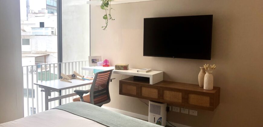 EXCLUSIVO DEPARTAMENTO MODERNAMENTE DECORADO ESTILO ÚNICO CON TERRAZA EN BARRANCO