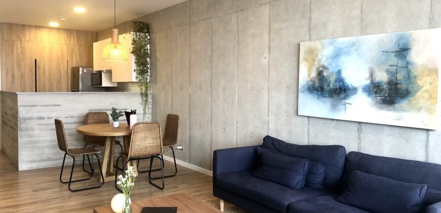 EXCLUSIVO DEPARTAMENTO MODERNAMENTE DECORADO ESTILO ÚNICO CON TERRAZA EN BARRANCO
