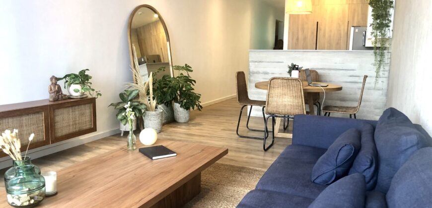 EXCLUSIVO DEPARTAMENTO MODERNAMENTE DECORADO ESTILO ÚNICO CON TERRAZA EN BARRANCO