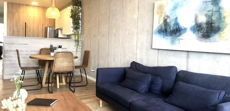 EXCLUSIVO DEPARTAMENTO MODERNAMENTE DECORADO ESTILO ÚNICO CON TERRAZA EN BARRANCO