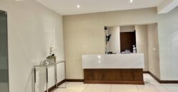 Se alquila moderno departamento remodelado con linda vista al Golf