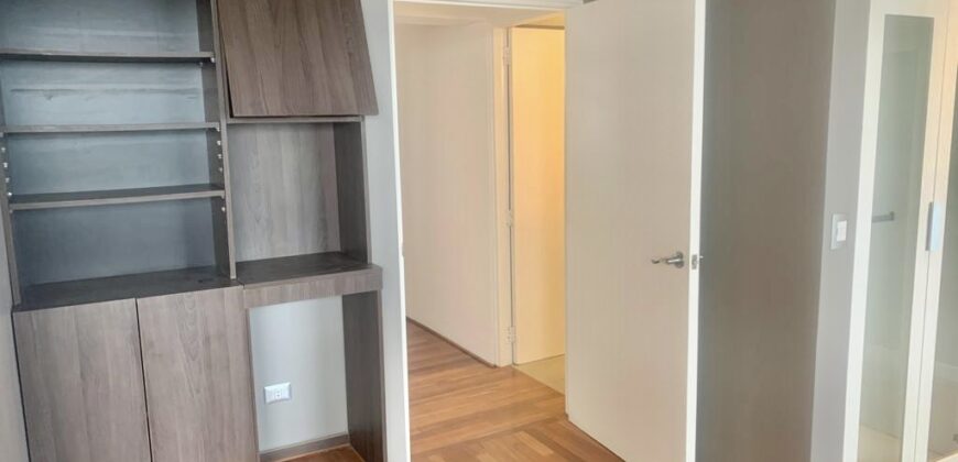 Se alquila moderno departamento remodelado con linda vista al Golf