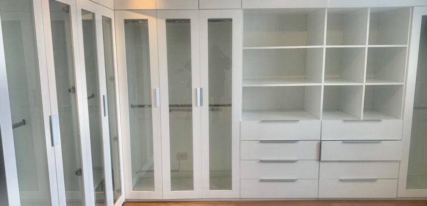 Se alquila moderno departamento remodelado con linda vista al Golf