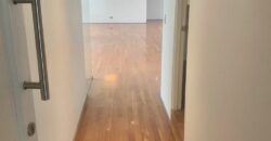 Se alquila moderno departamento remodelado con linda vista al Golf