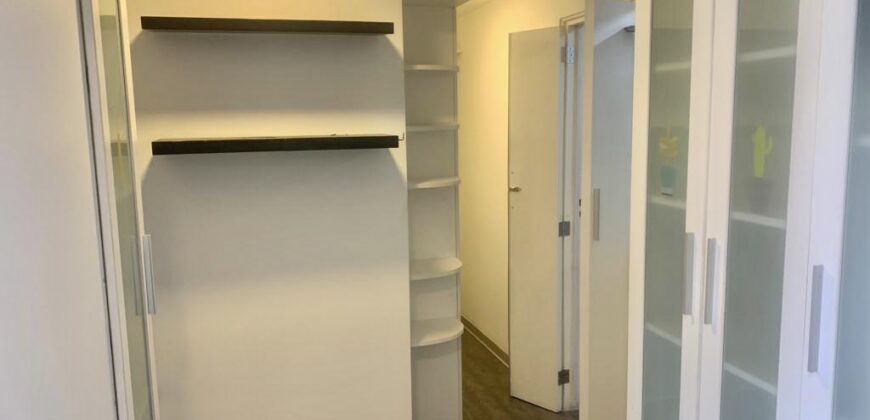 Se alquila moderno departamento remodelado con linda vista al Golf