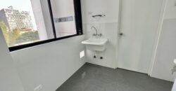 Venta de moderno departamento flat de estreno en San isidro con areas comunes
