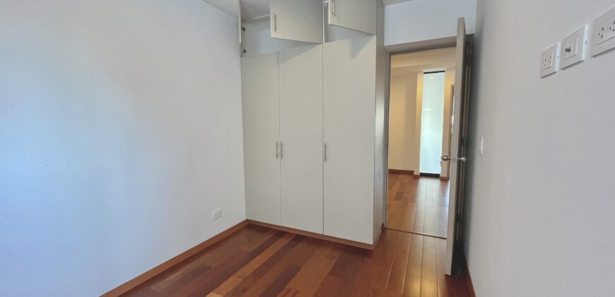 Venta de moderno departamento flat de estreno en San isidro con areas comunes