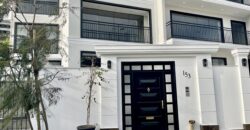 Moderno departamento en venta frente a exclusivo parque en San Isidro