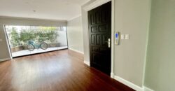 Moderno departamento estreno en 1er piso con terraza frente a parque