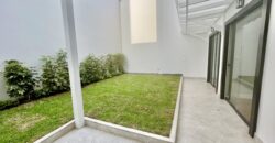 Moderno departamento estreno en 1er piso con terraza frente a parque