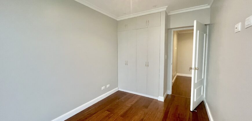 Moderno departamento estreno en 1er piso con terraza frente a parque