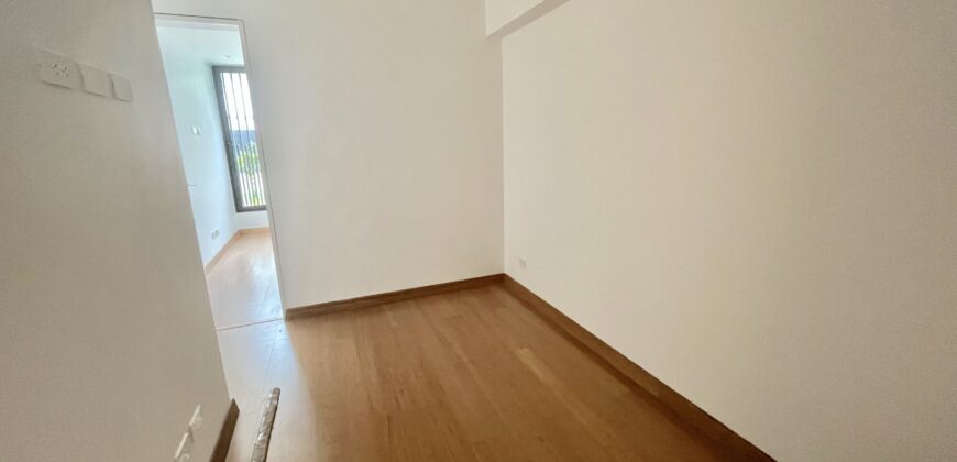 Venta moderno departamento en 1er piso con terraza de estreno en Mirasidro