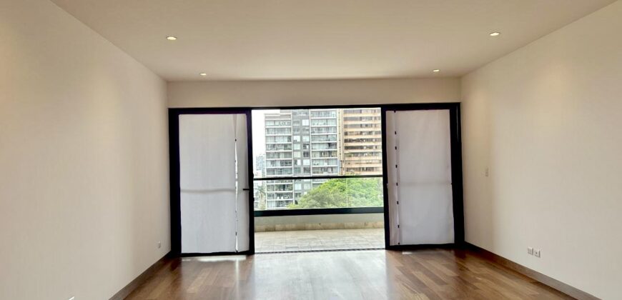 Venta de Moderno Departamento Estreno con Terraza con Vista a Parque