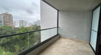 Venta de Moderno Departamento Estreno con Terraza con Vista a Parque