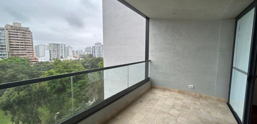 Venta de Moderno Departamento Estreno con Terraza con Vista a Parque