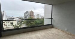Venta de Moderno Departamento Estreno con Terraza con Vista a Parque