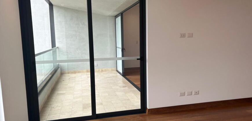 Venta de Moderno Departamento Estreno con Terraza con Vista a Parque