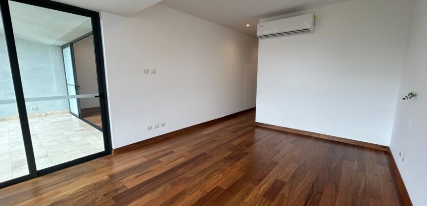 Venta de Moderno Departamento Estreno con Terraza con Vista a Parque