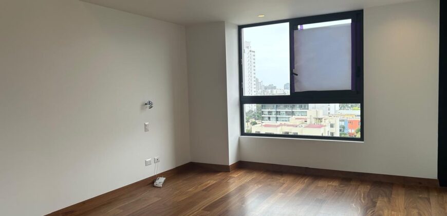 Venta de Moderno Departamento Estreno con Terraza con Vista a Parque
