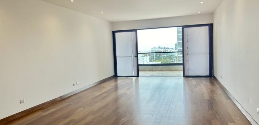 Venta de Moderno Departamento Estreno con Terraza con Vista a Parque