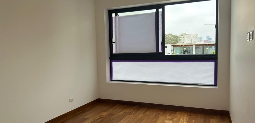 Venta de Moderno Departamento Estreno con Terraza con Vista a Parque
