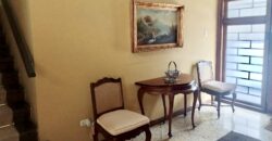 Venta/Alquiler bonita casa en Piura frente a parque! Super ubicacion!
