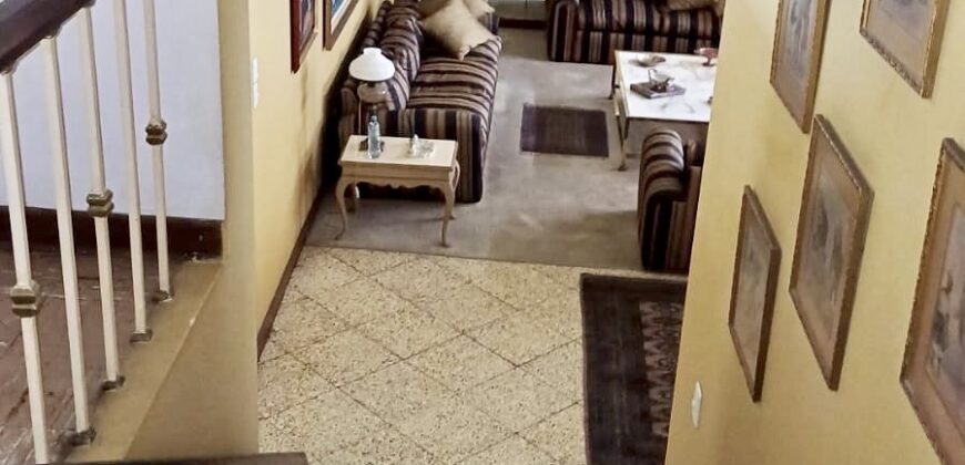 Venta/Alquiler bonita casa en Piura frente a parque! Super ubicacion!