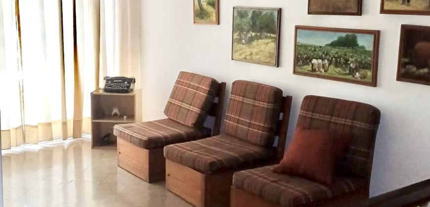 Venta/Alquiler bonita casa en Piura frente a parque! Super ubicacion!