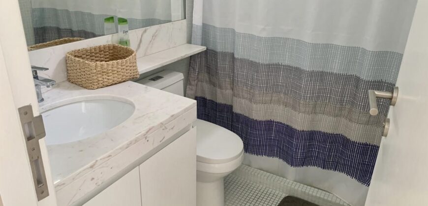 Se alquila moderno departamento amoblado con balcon en Barranco cerca a parque y malecon