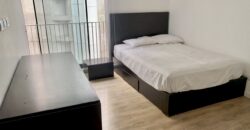 Se alquila moderno departamento amoblado con balcon en Barranco cerca a parque y malecon