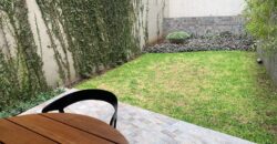 Se alquila moderno departamento amoblado con balcon en Barranco cerca a parque y malecon