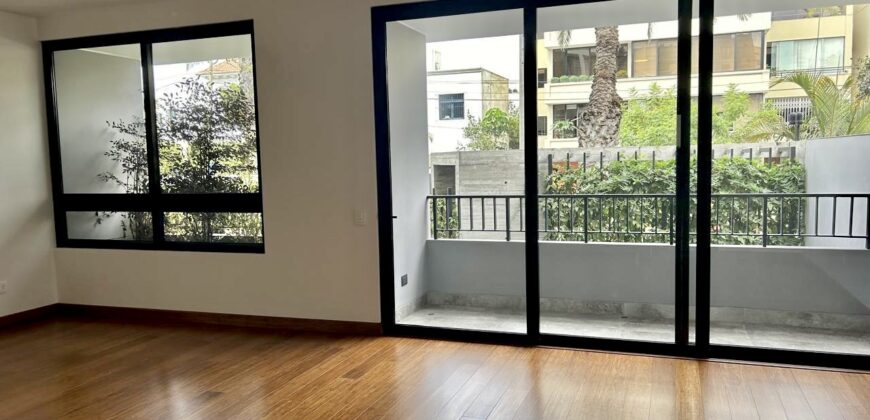 Venta de Moderno Departamento de Estreno con Terraza en San Isidro