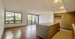 Venta de Moderno Departamento de Estreno con Terraza en San Isidro