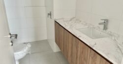 Venta de Moderno Departamento de Estreno con Terraza en San Isidro