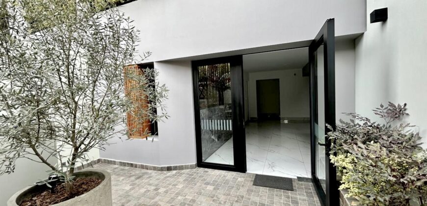 MODERNO DEPARTAMENTO DE ESTRENO CON TERRAZA CERCA A LA HUACA