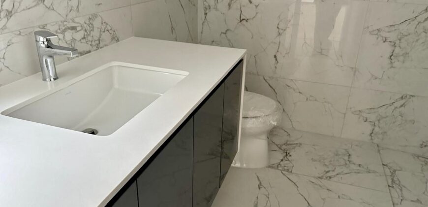 MODERNO DEPARTAMENTO DE ESTRENO CON TERRAZA CERCA A LA HUACA